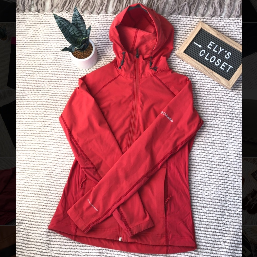 💥Women’s Columbia full zip jacket💥